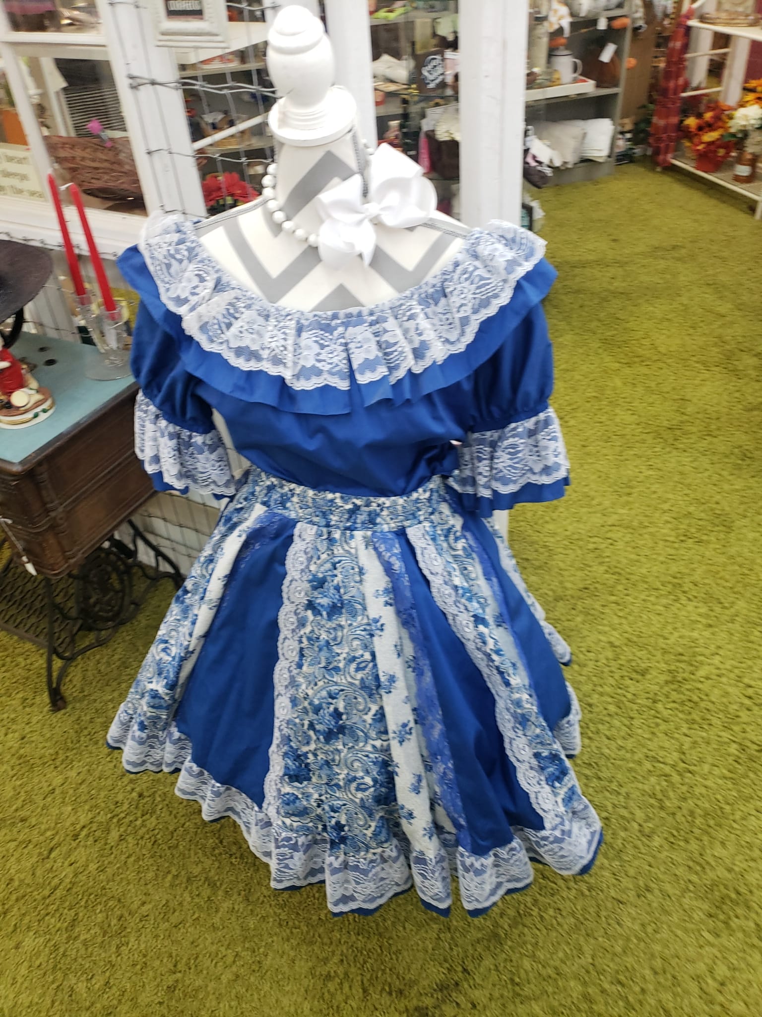 blue square dance dress Dresses and Petticoats for Sale or Reuse Size:XXS (4) Lace & Beads off fabric 2:LACE Vintage square