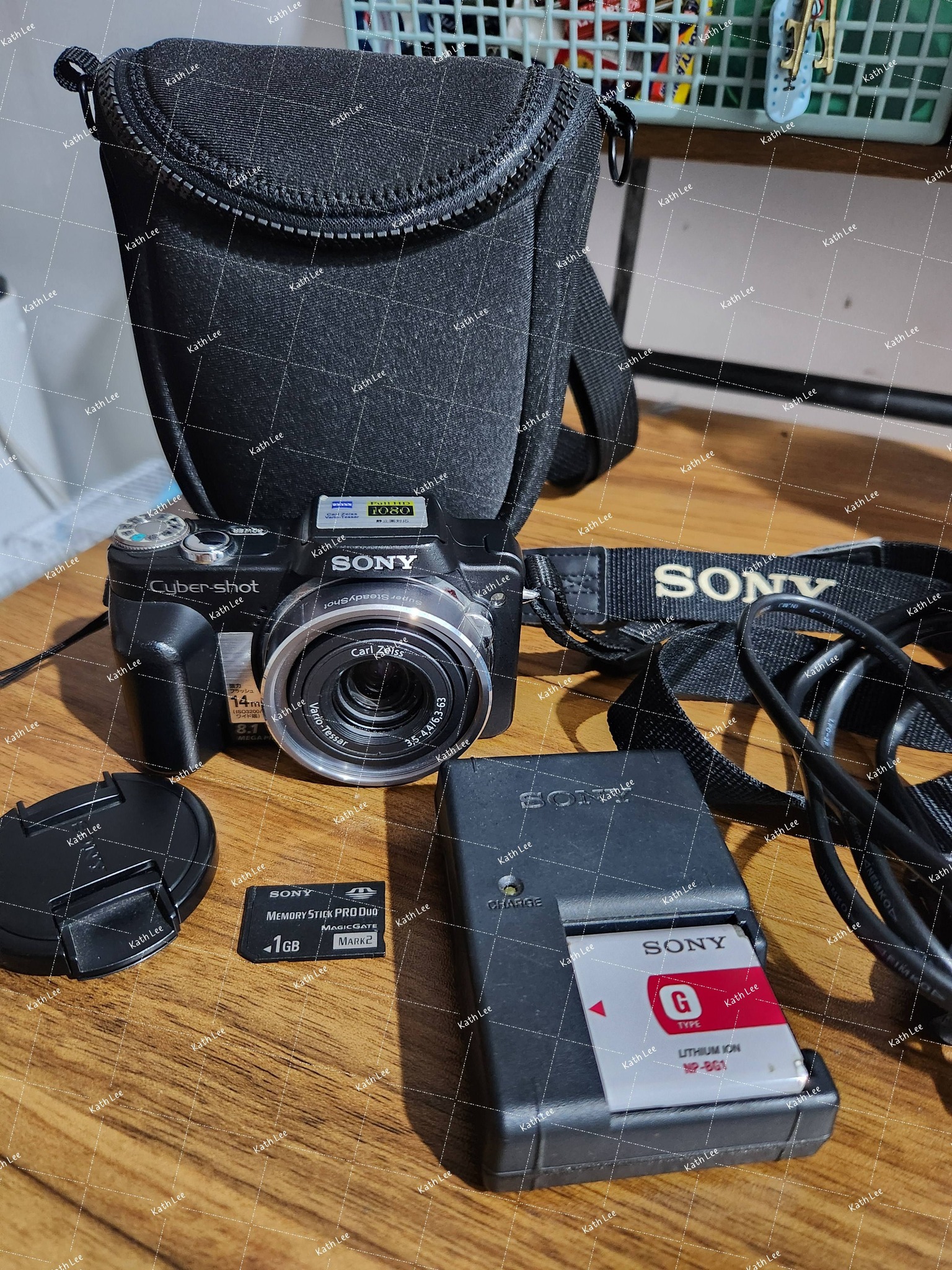 🔰SONY CYBERSHOT DSC-H3🔰 ▪️Specifications ✅️​S8.1 Megapixel 1