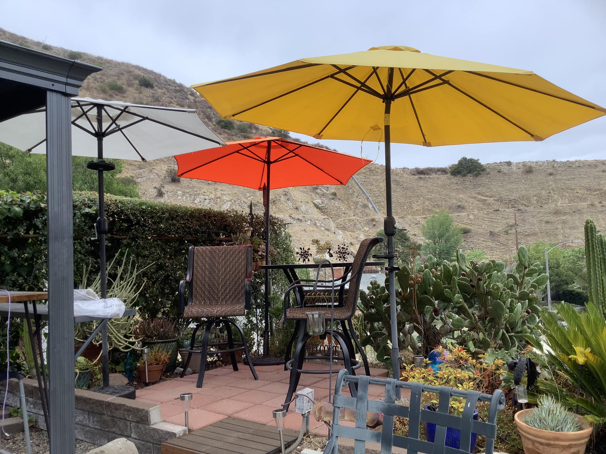 3 patio umbrellas joke Amazon's 6-Piece Set with Umbrella Is for Small Yards 8 Sturdy Fiberglass Ribs The 3 Best Patio Umbrellas