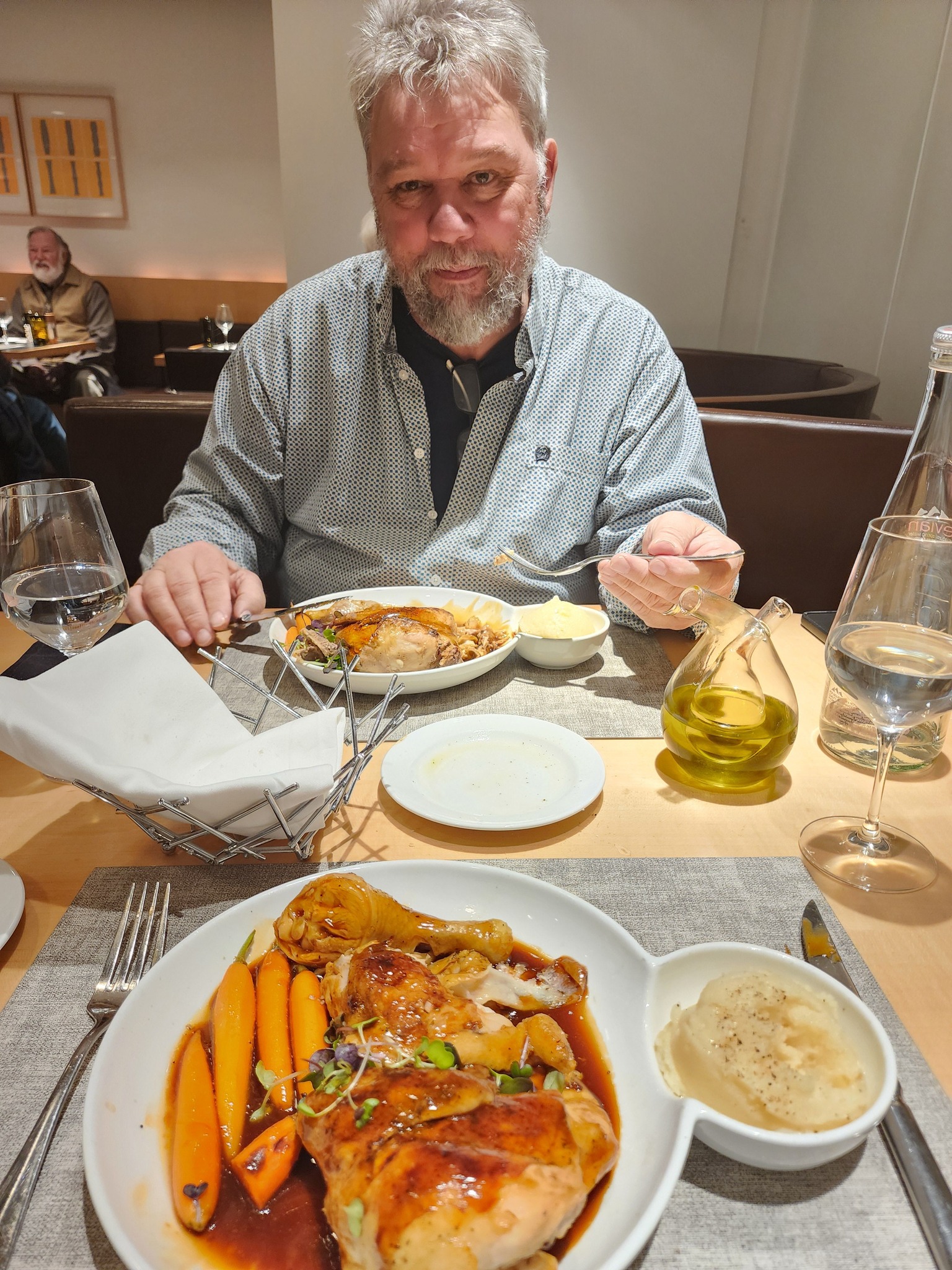 Chris DeVore - Enjoying dinner with this guy before... | Facebook