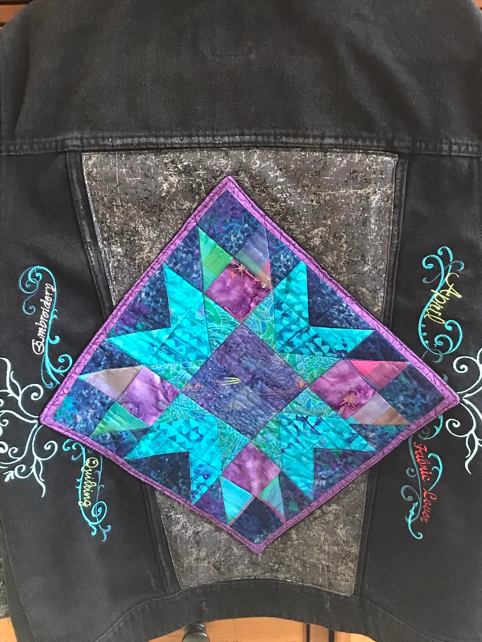 Fabric from Gloria Horn, embroidery from Embroidery Library