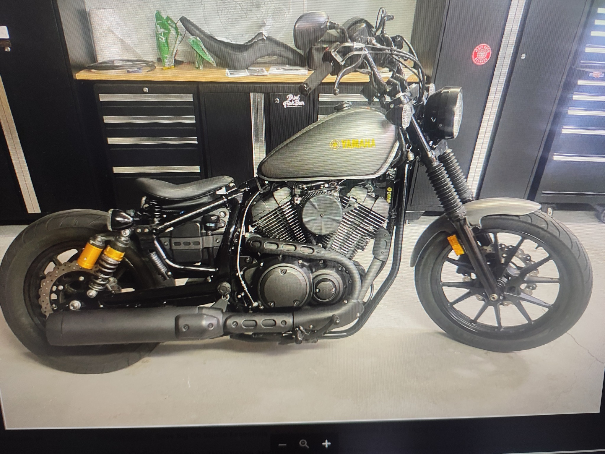 I want to mod mine just like the one on the picture