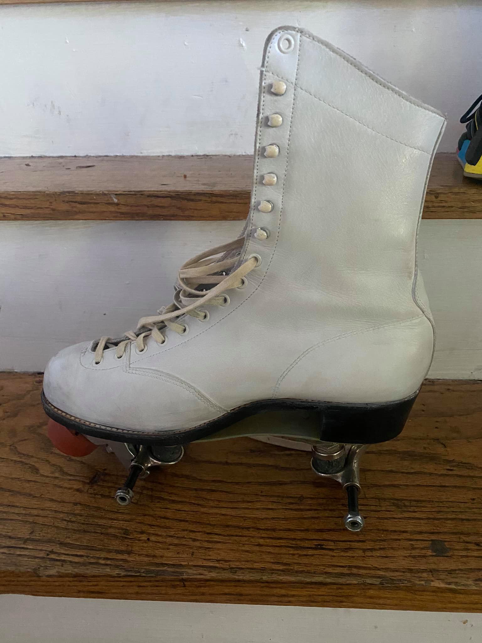 Patins à Roulettes Vintage Betty Lytle Hyde Chicago - Roues En Bois, Taille 8.5 Avec étui Et Clé