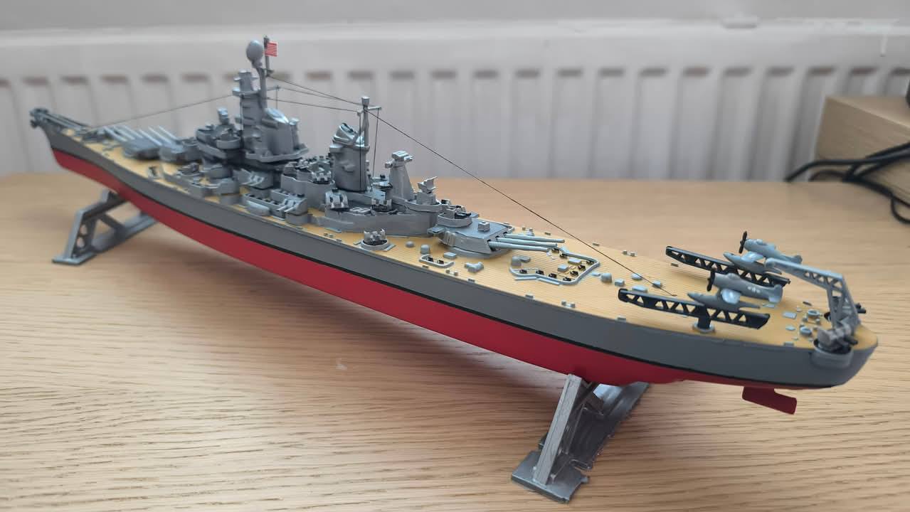Battleship USS Missouri Model Set Revell 65128