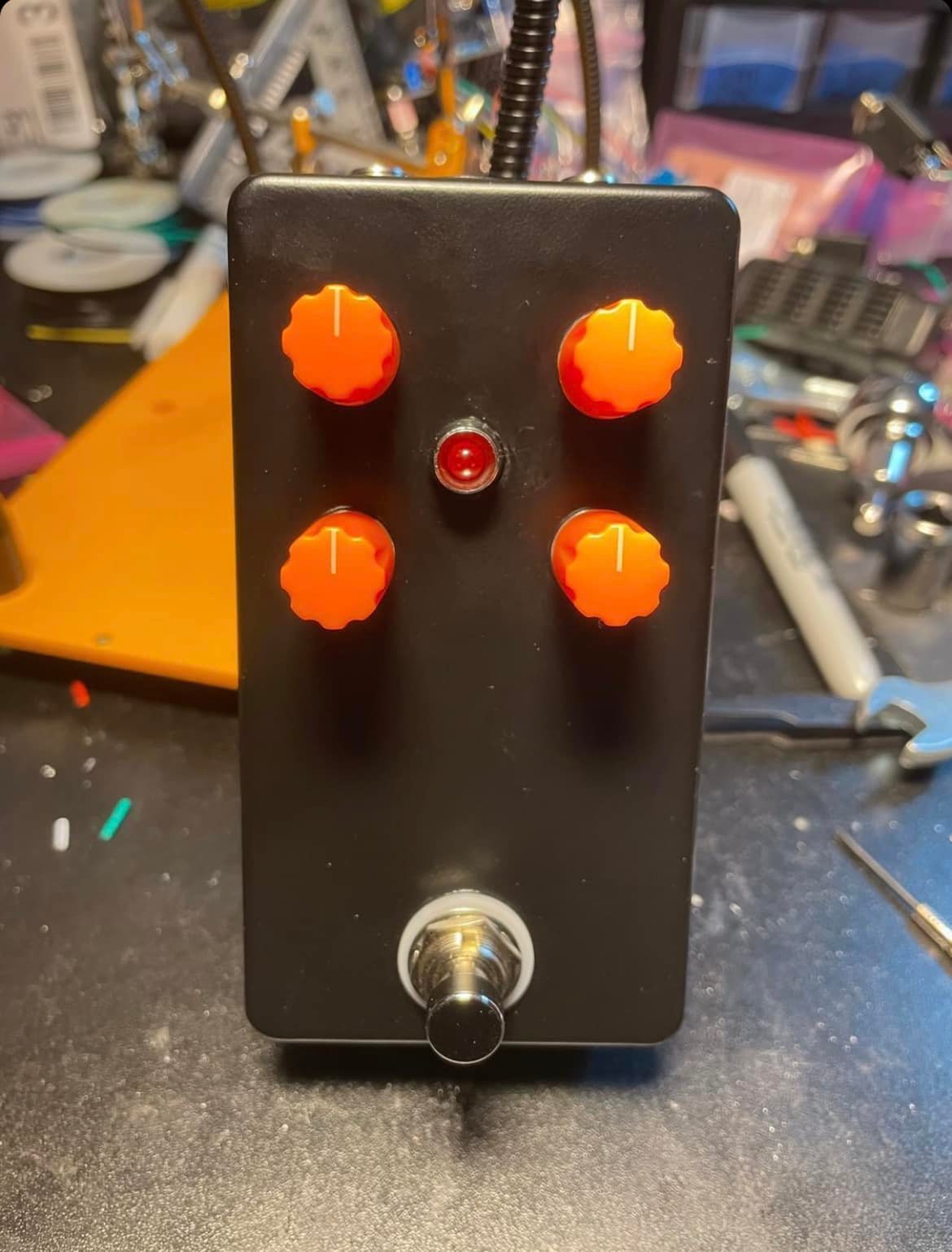 Germanium BOSS HM-2 guitar pedal clone, handbuilt by me.