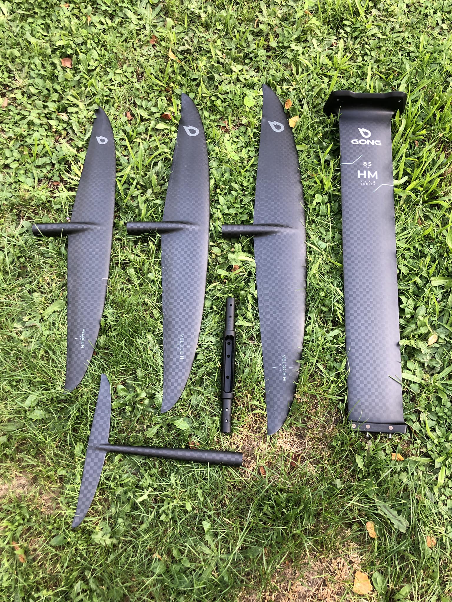 Veloce V3 foil review with S, M, and L sizes