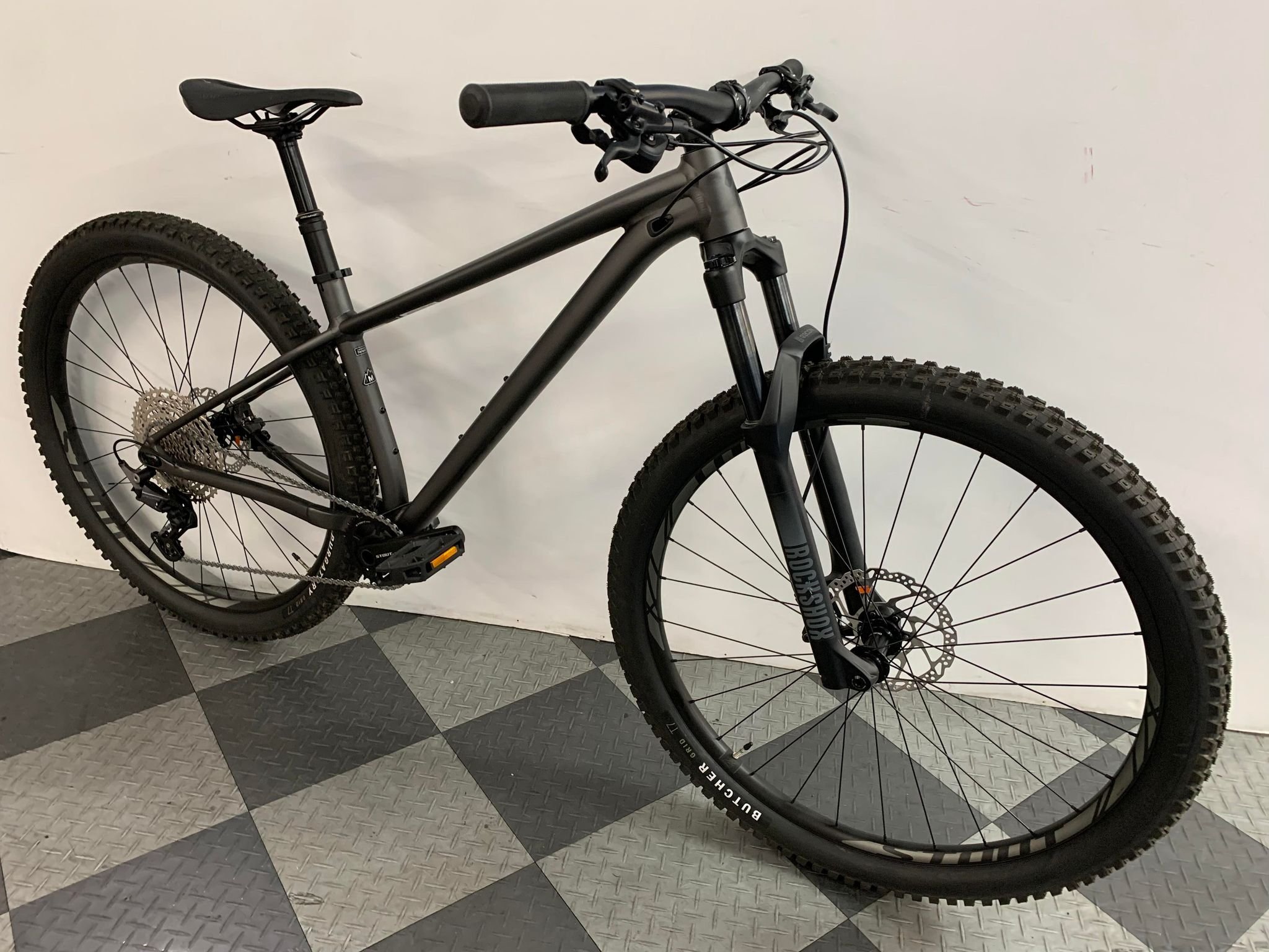 Fuse Expert 29 Trek Roscoe Vs Specialized Fuse Aluminum Is Actual