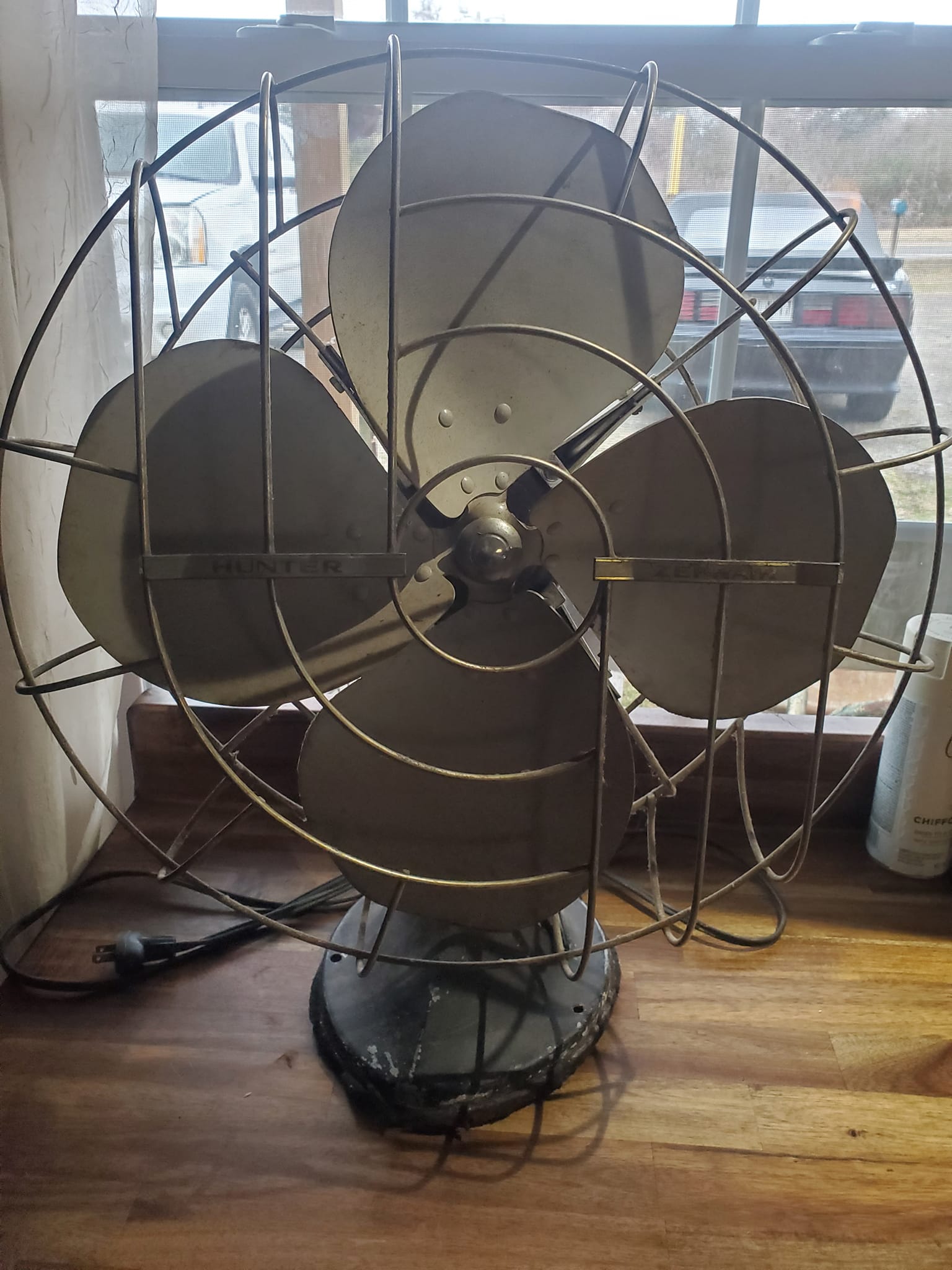 Hunter fan model cg-16 value and year?