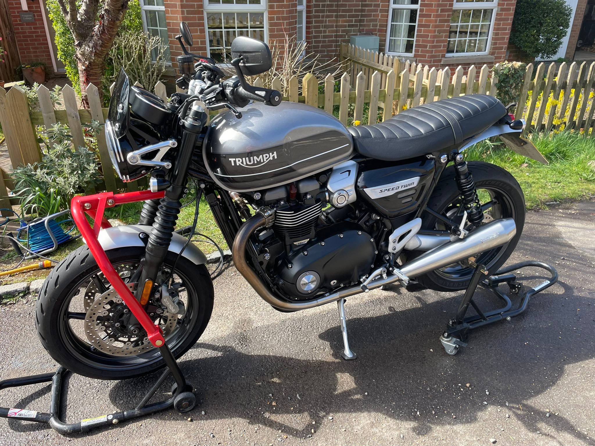 2021 TRIUMPH SPEEDMASTER 1200 FSH. NICE EXTRAS INCLUDING EXHAUSTS