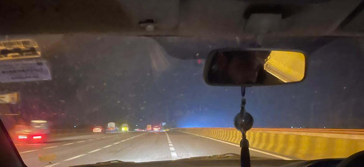 Yamuna Expressway drive from Delhi to Agra
