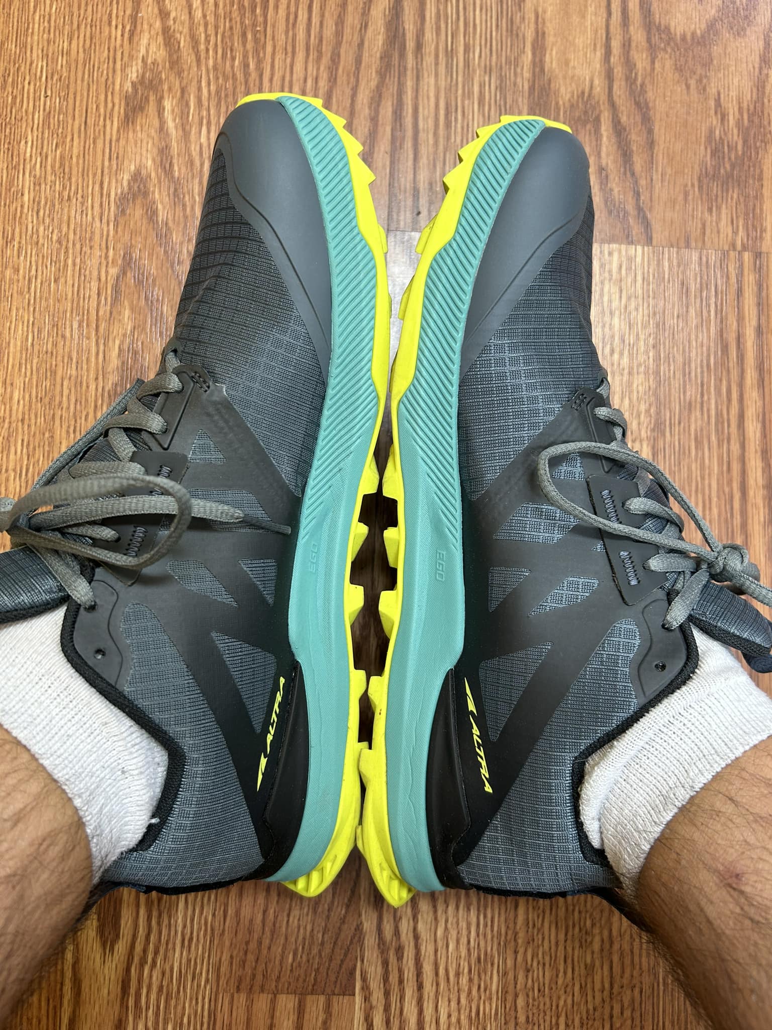 I got my new Altra Lone Peak 9+wide. They are really wide! I took 