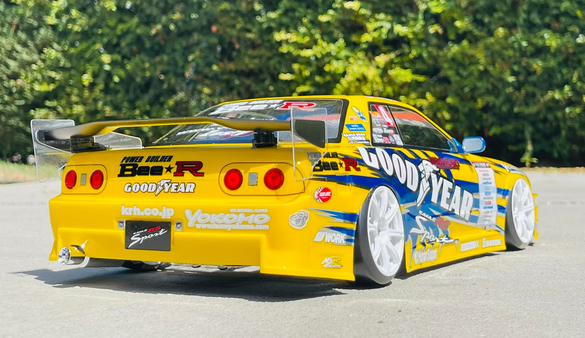 YOKOMO グッドイヤーレーシング Bee-R B324R ボディ Yokomo Bee-R B324R 💛 1 of My favorite Yokomo body builds so far