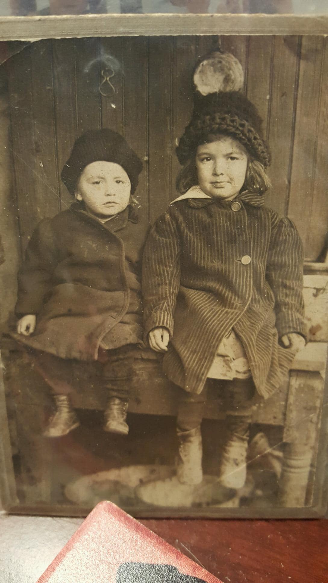 This photo of Minnie and Lydia Metzger was taken around 1924.