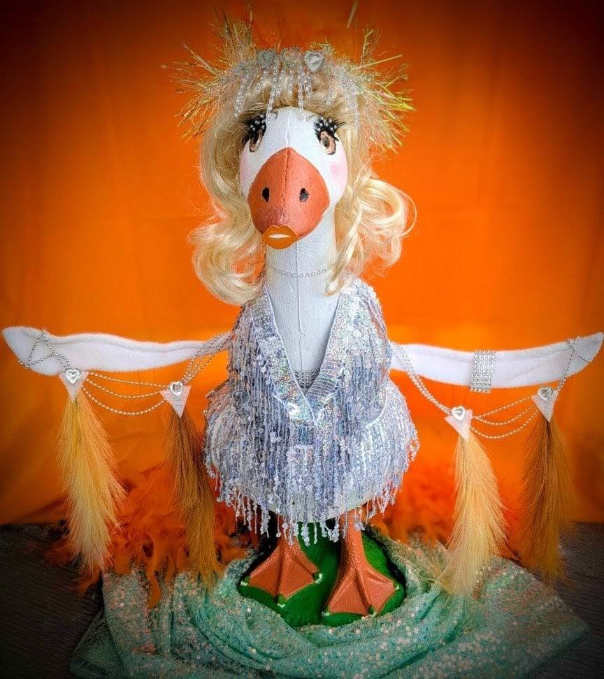 The Porch Goose Club of America | Gertie's Life of a Showgoose ~ | Facebook
