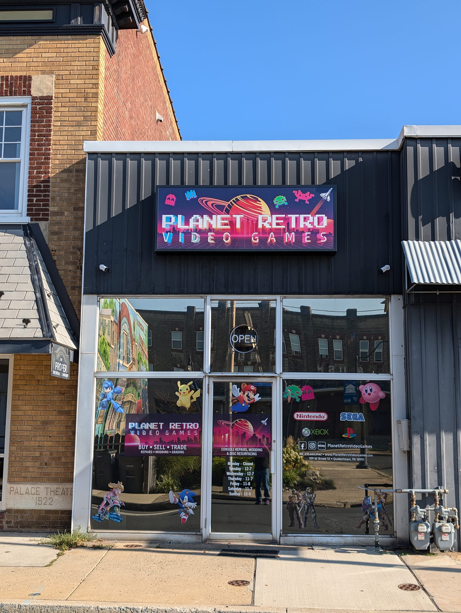 St Planet Retro Video Games store hours and services