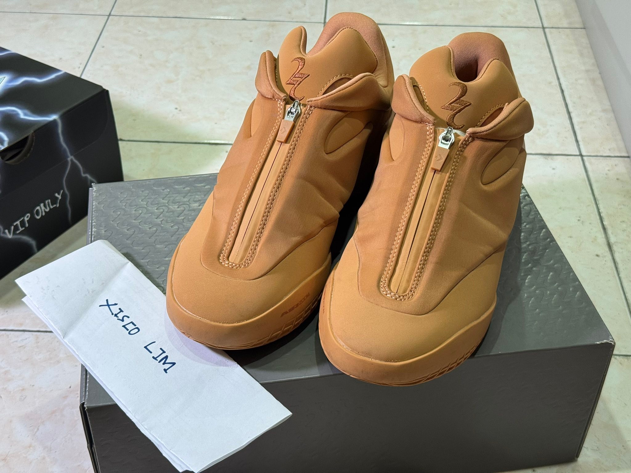 WTS: Converse Shai 001 Clay Price : RM 680 Condition: 9.5/10 use 