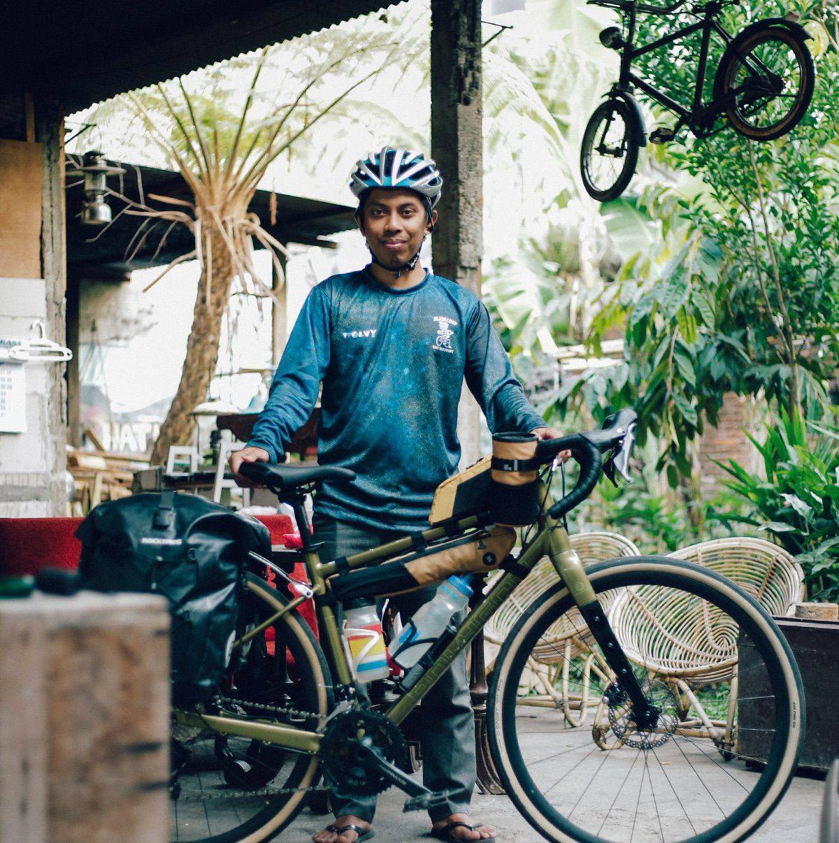Bicycle Camping | Cooking time. I always cook easy instant food for my ...