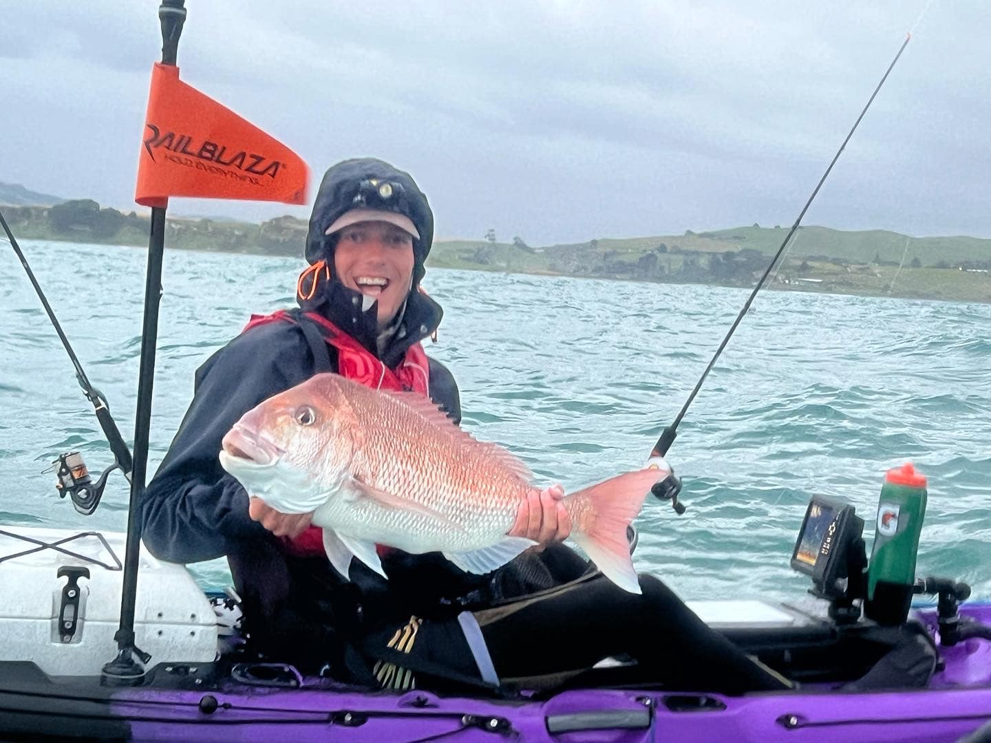 fish finders new zealand FishTrax 1C If you have a power supply on your vessel Lowrance Eagle 5 with SplitShot