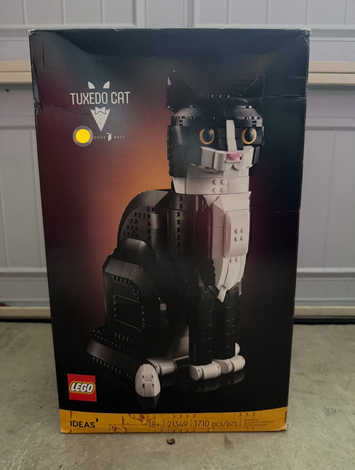 Free Lego tuxedo cat set in Murfreesboro, TN