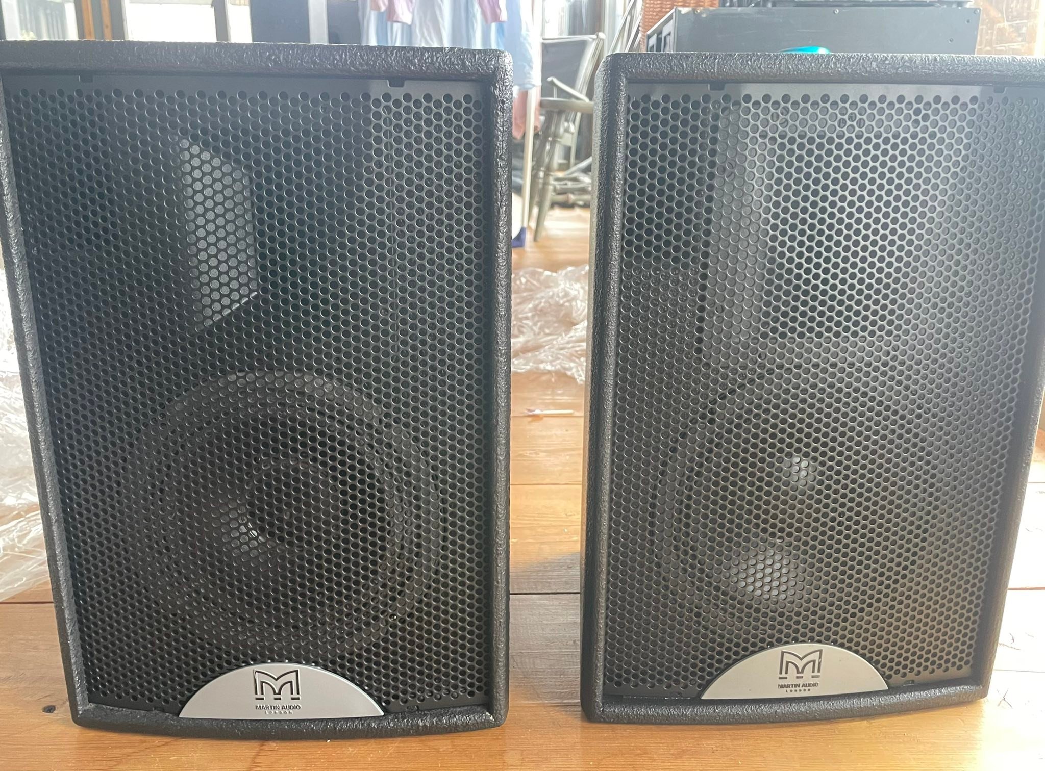 Martin Audio Blackline F8.
