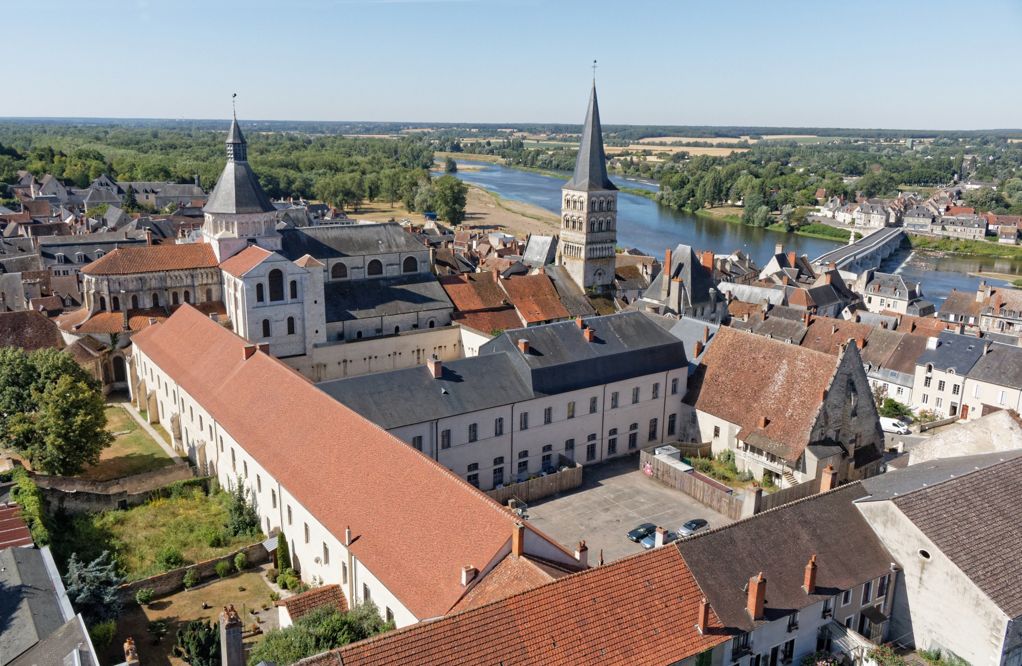 Mairie de Saint Parize... - Mairie de Saint Parize le Châtel