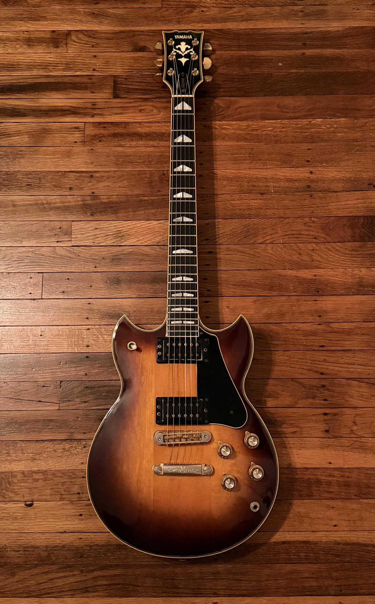 YAMAHA SG600 タバコサンバースト ピックアップ改SG2000 YAMAHA SG600 タバコサンバースト ピックアップ改SG2000 YAMAHA SG600