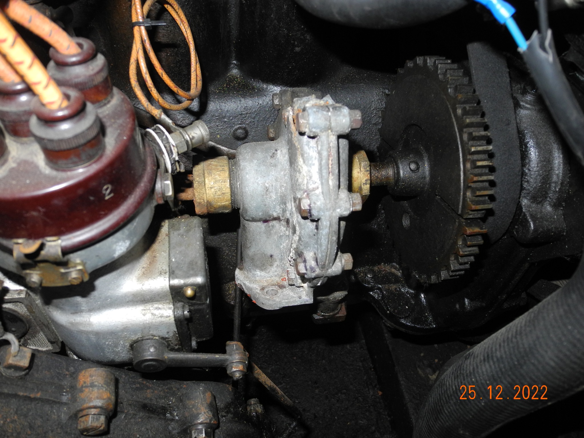 Need help finding water pump or repair part for pump for 1945 ZTU
