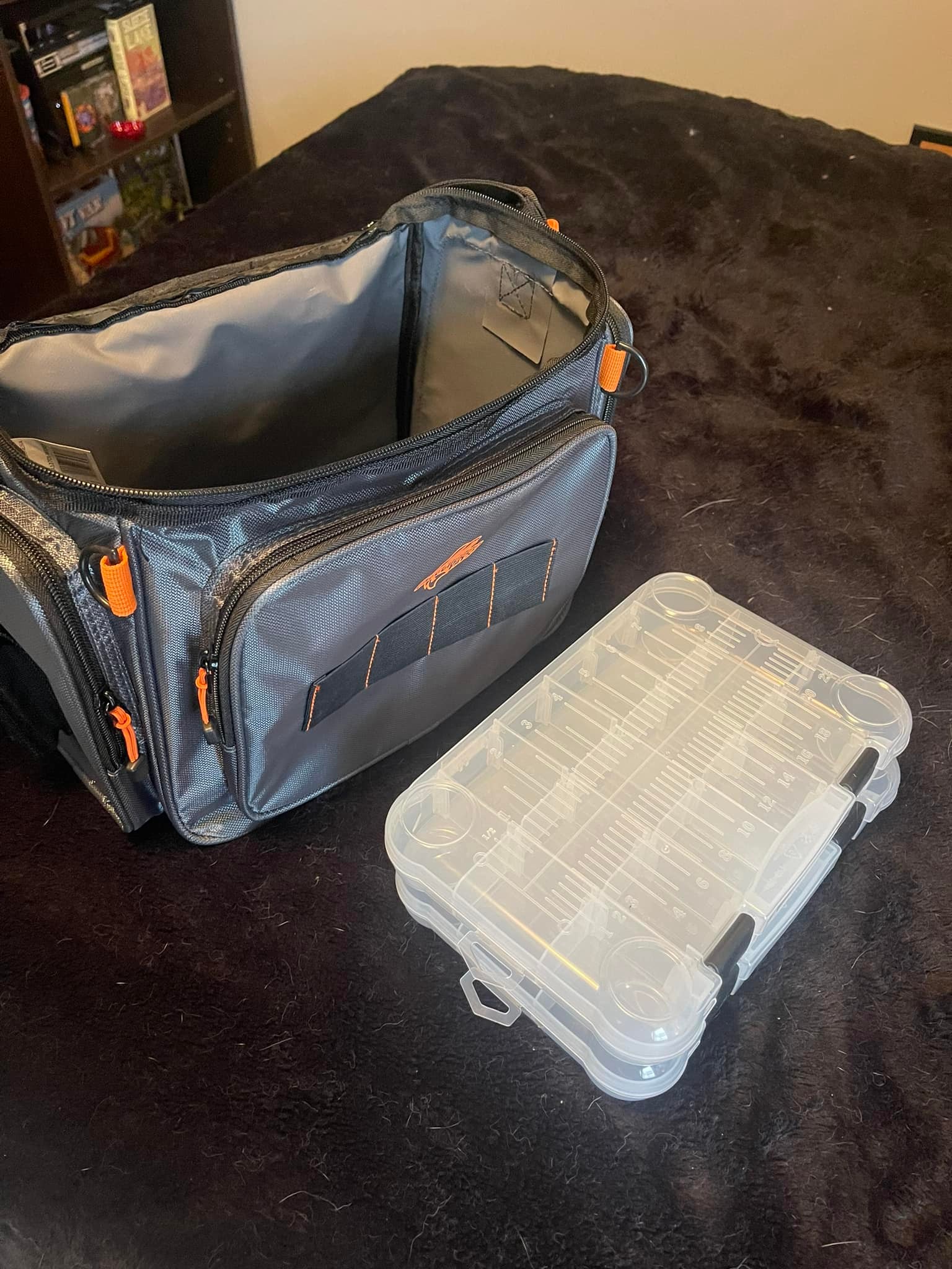 dicks tackle box bag Beyond Fishing Hauler Bags -Available in Medium, Large, and Extra-Large Medium The Mystery Tackle Box bass fishing kit consists of a variety of quality items from a number of manufacturers around the world Lew's Tackle Bag | DICK'S