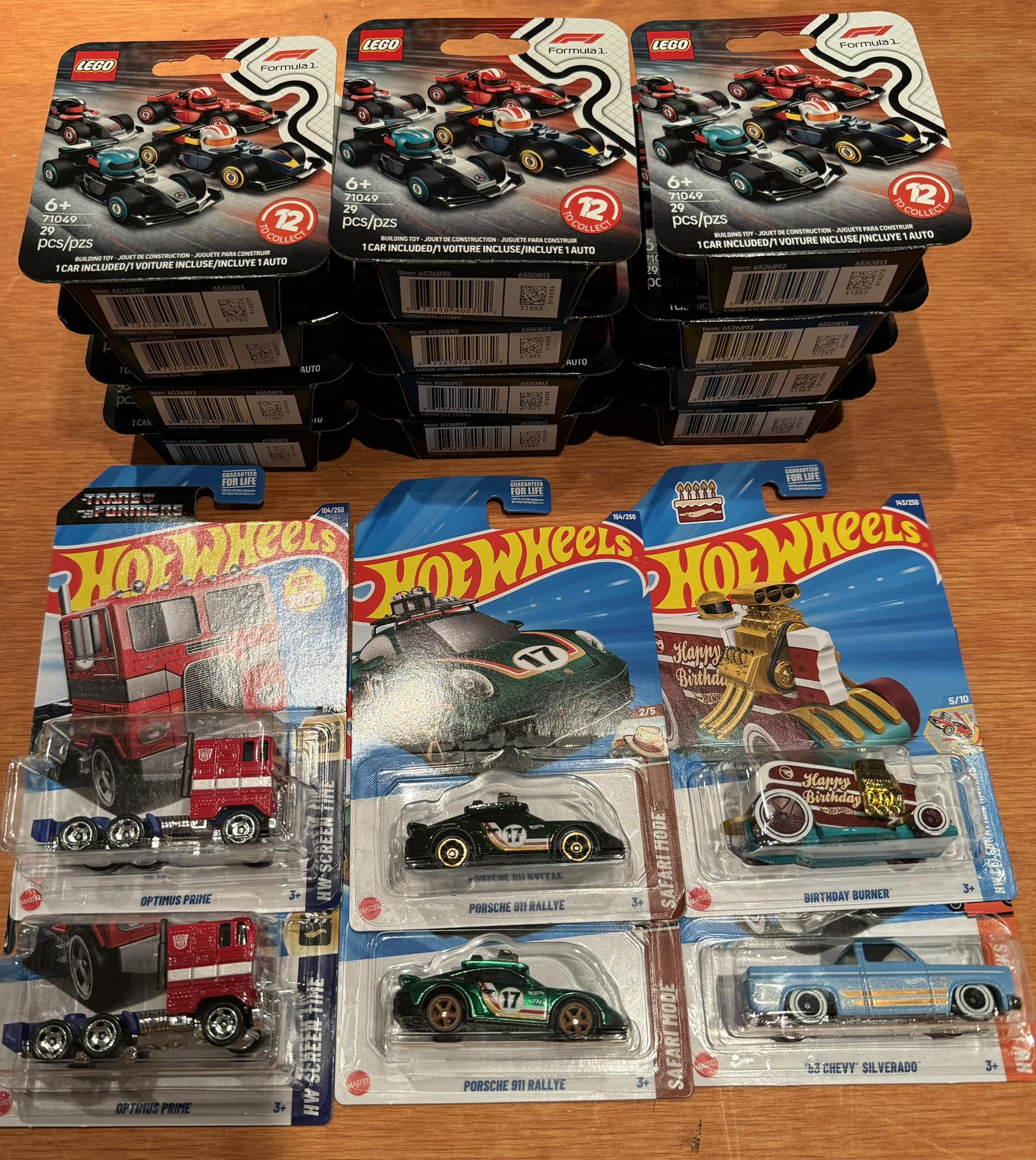 専用1 Found all 3 mystery models chases and a few F1 premium cars