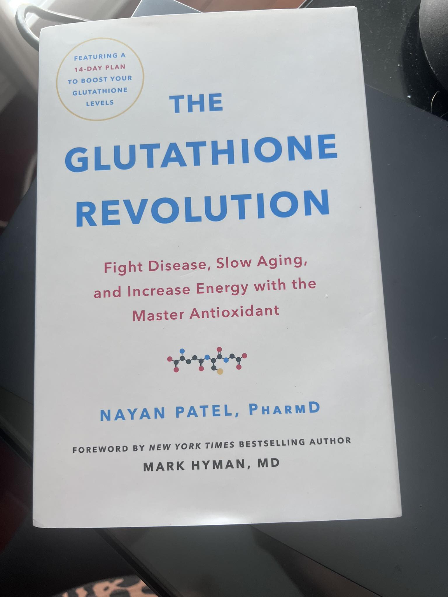 glutathione revolution Happy to find my glow with Met Tathione. 🤍 Glutathione Niacinamide Sunscreen – Multi-action eye treatment cream  Improves elasticity under eyes  Glutathione brightening benefits Dose:400mg (30ml vial)