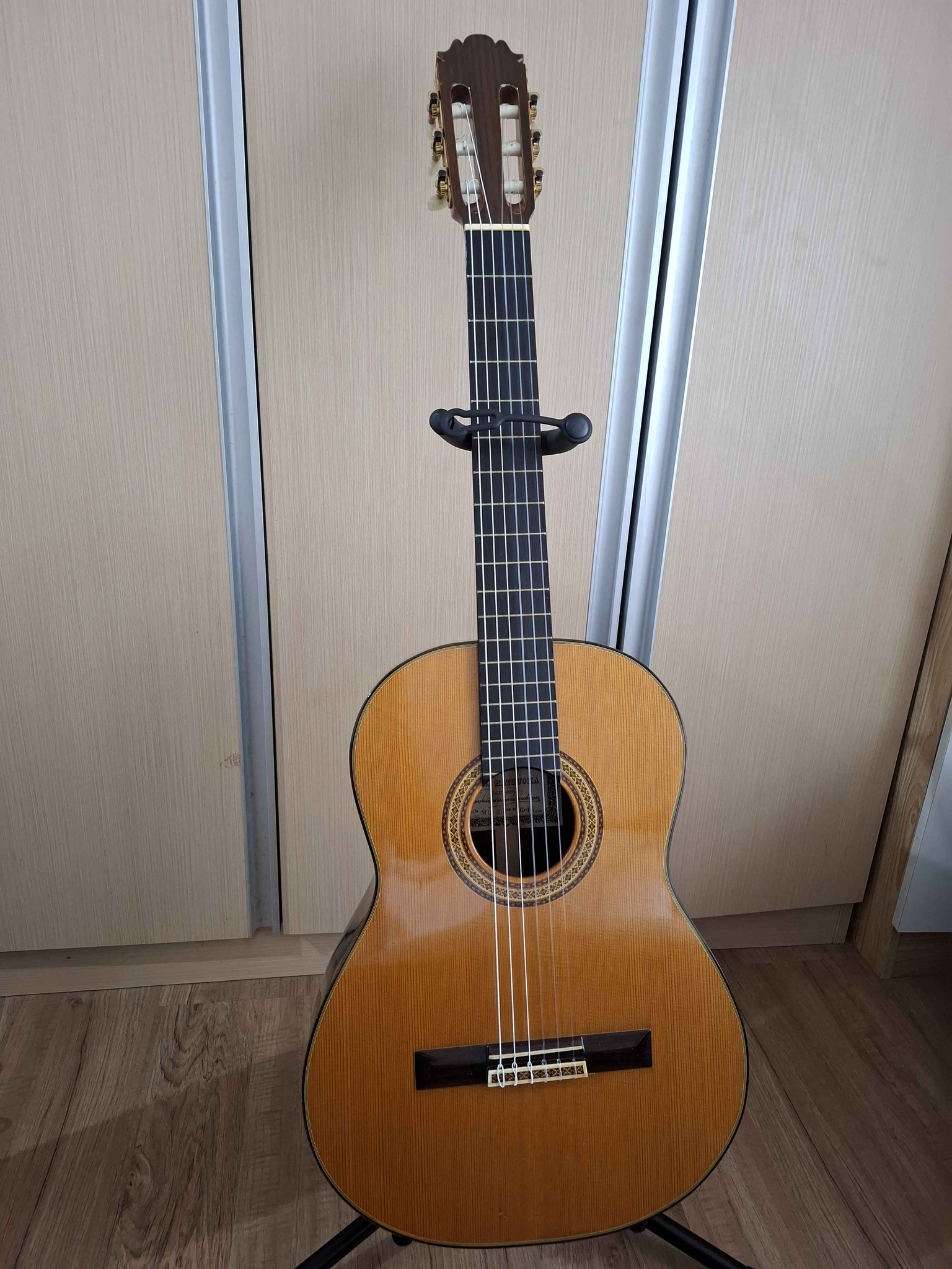 Hand Made Guitar Brand: NIGHT #90 OTSUKA MUSICAL INSTRUMENT MFG