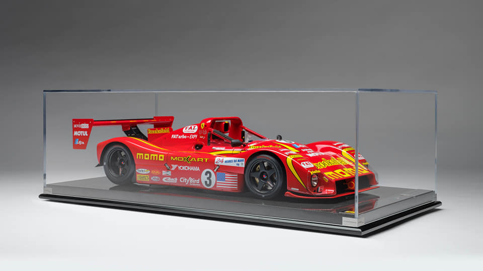 We have just finished a wonderful new 1:18 scale model of the