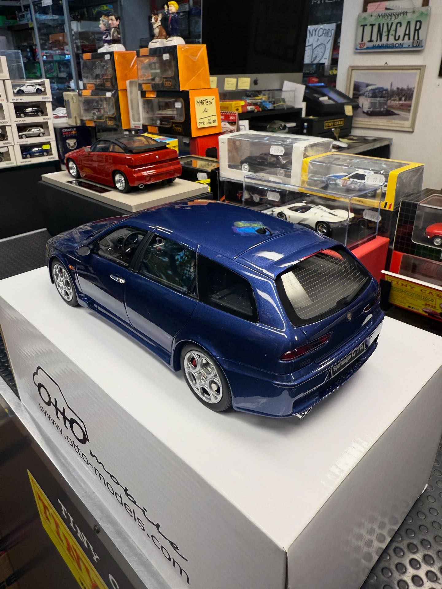 Alfa Romeo 156 GTA Sportwagon Ottomobile Scala 1:18