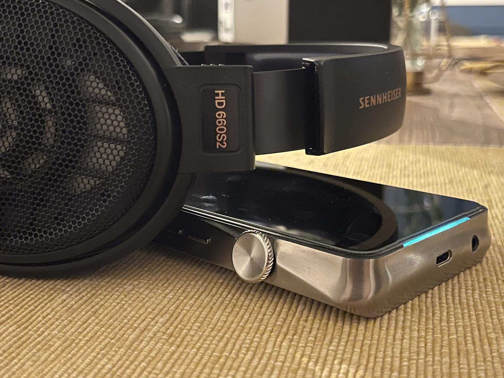 Hello! Has anyone tried pairing Sennheiser HD660s with a Fiio K7