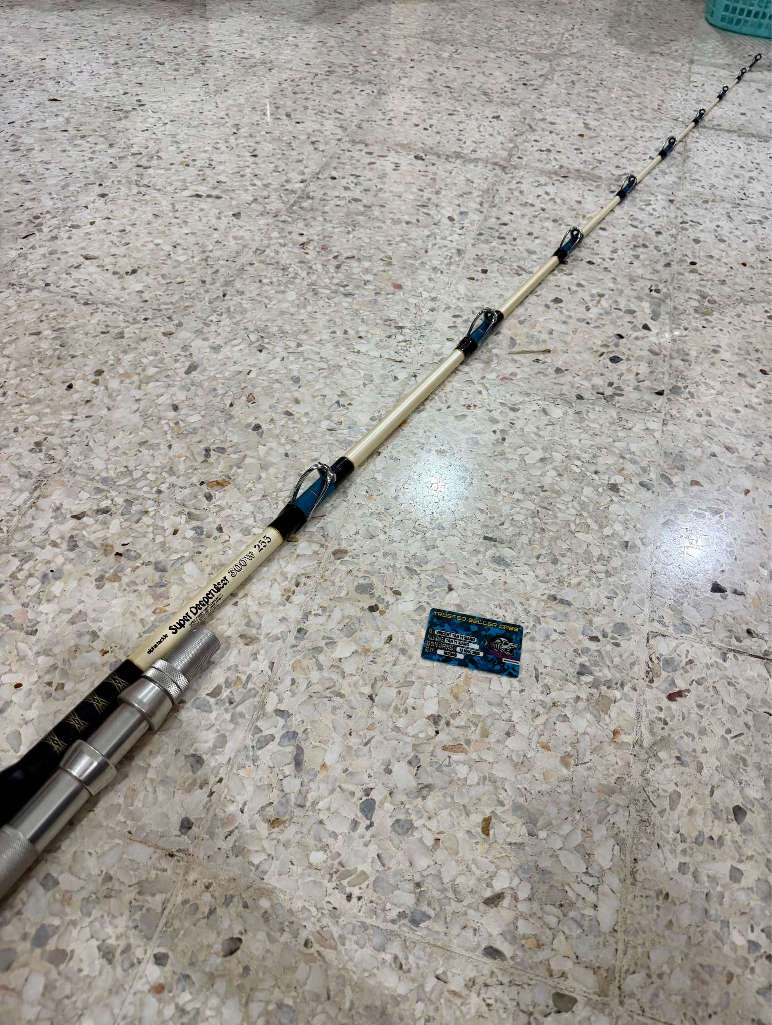 WTS Alpha Tackle Super Deep Cruiser 300W 255 2.55m =8'4” Kaki Butt