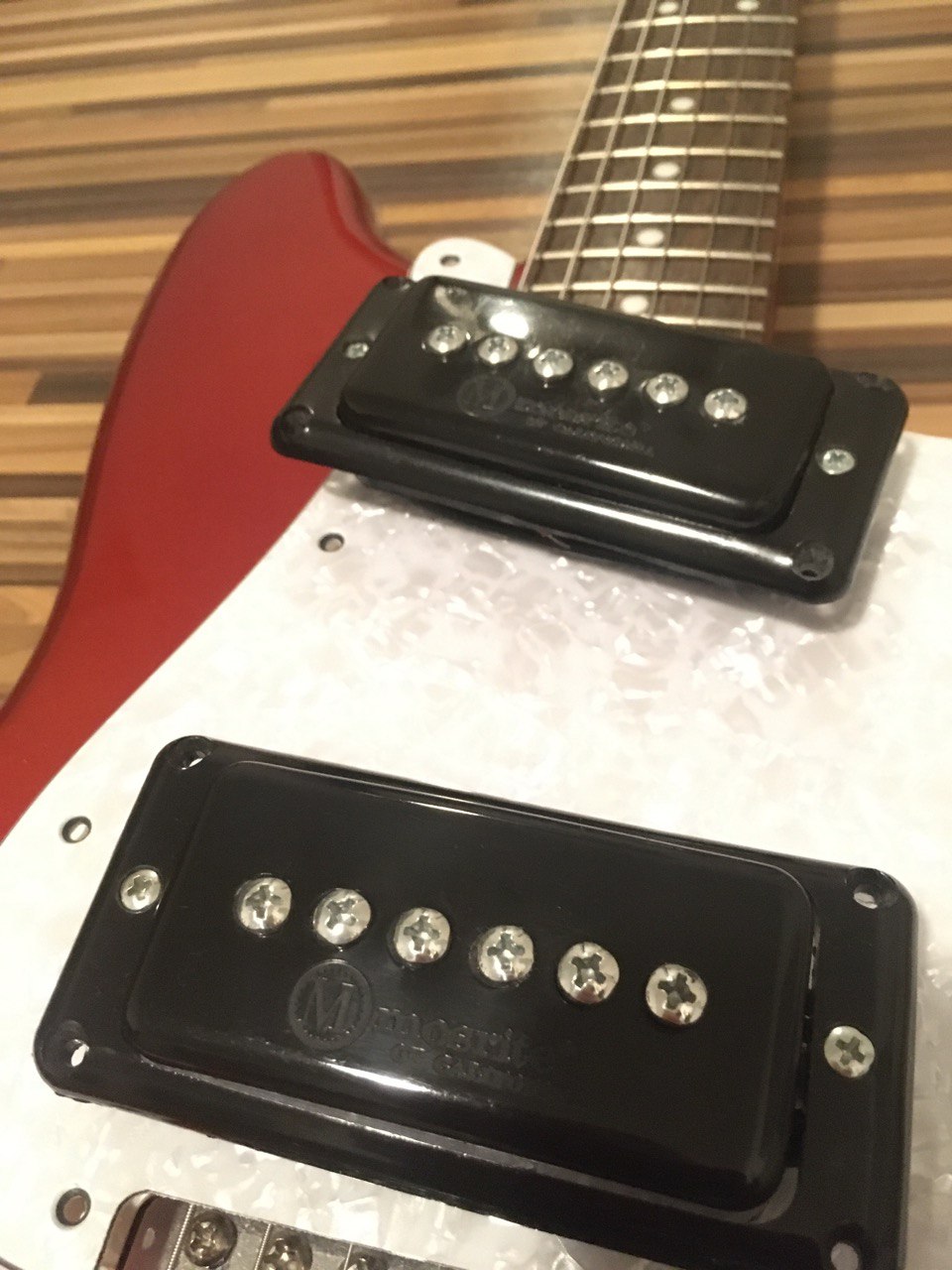 Squier Cyclone guitar project with Mosrite replica pickups