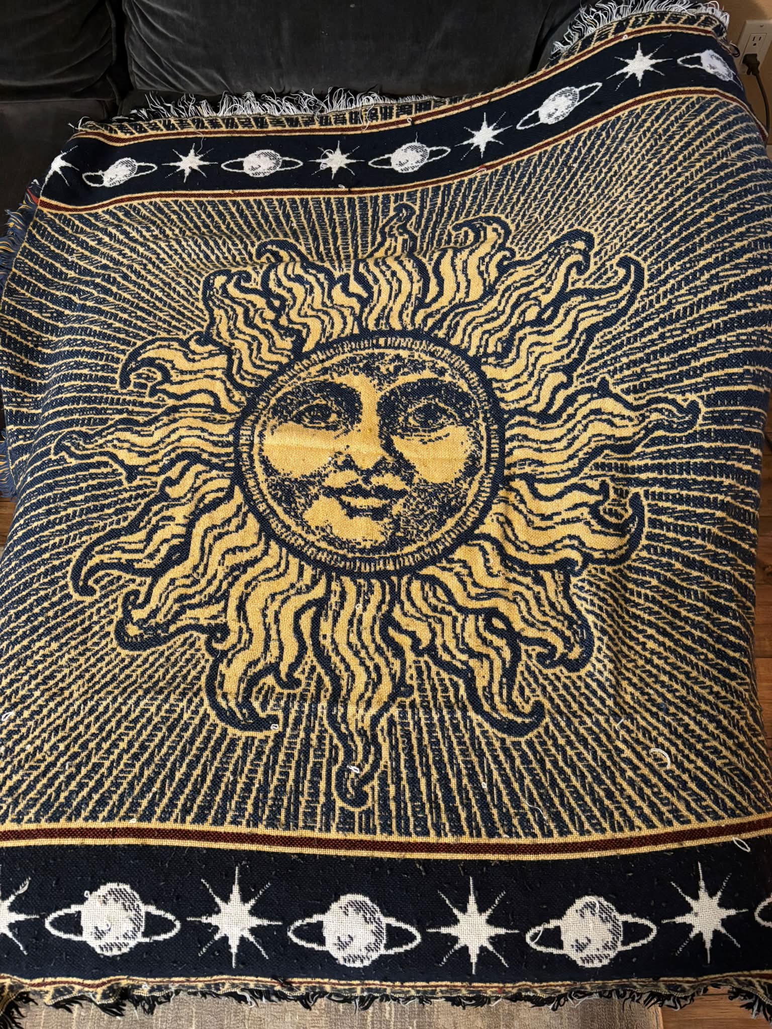 What are handmade vintage 90s themed blankets worth?
