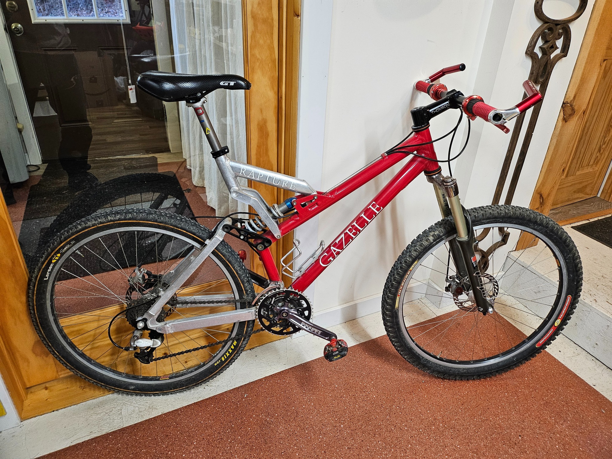 My old Titus MotoLite Ti in 2015, my last 26er…