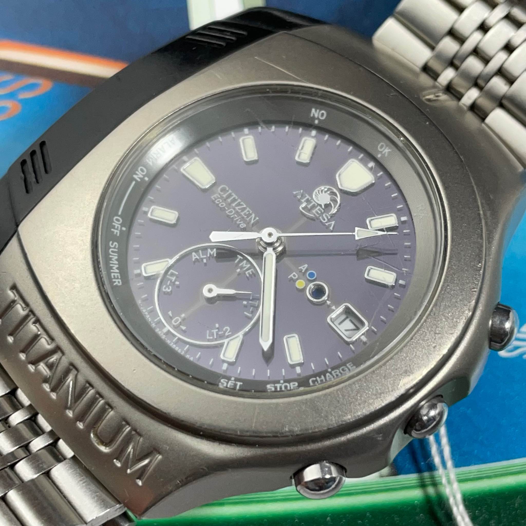 Vintage Citizen Attesa Eco-Drive 9417-H22838 Titanium, RARE 