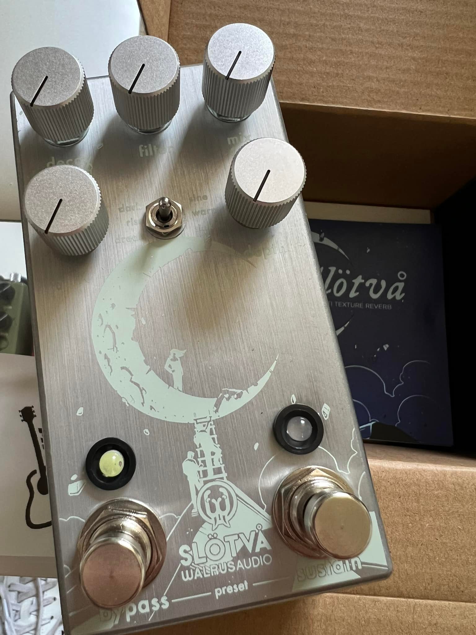 Walrus Audio Obsidian and Platinum Series additions