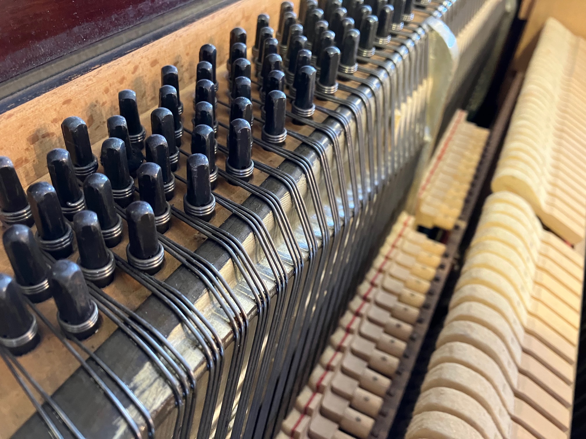 What is a Louis Zwicki 82 key Pianette?