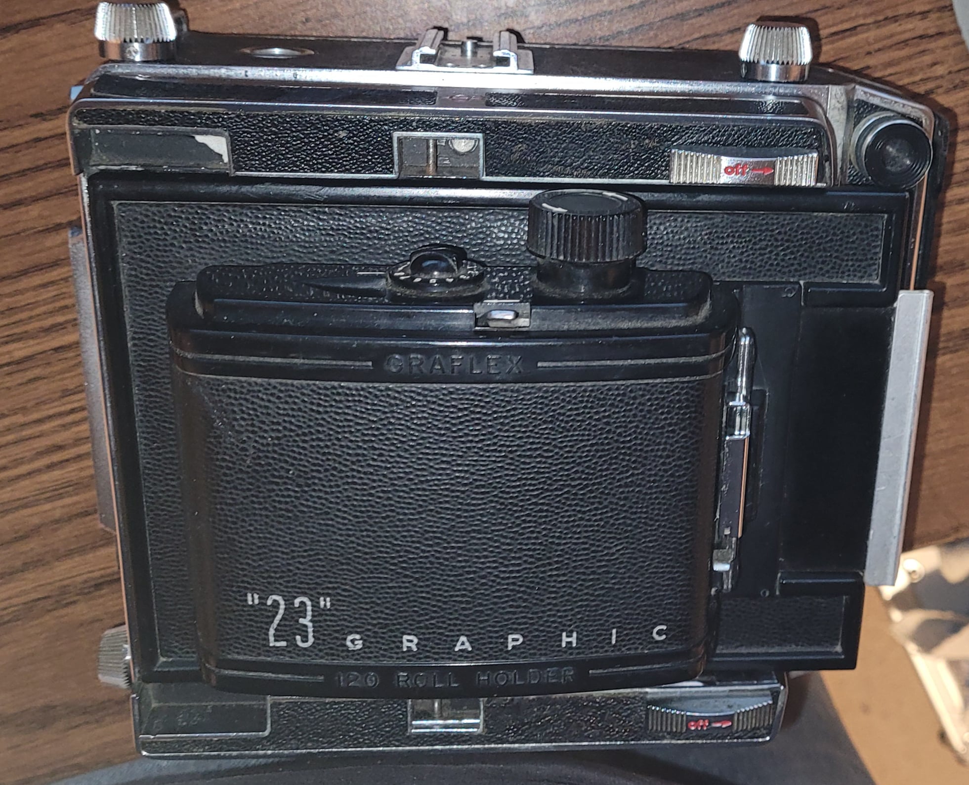 What are the differences between Linhof Technika and Technika V 