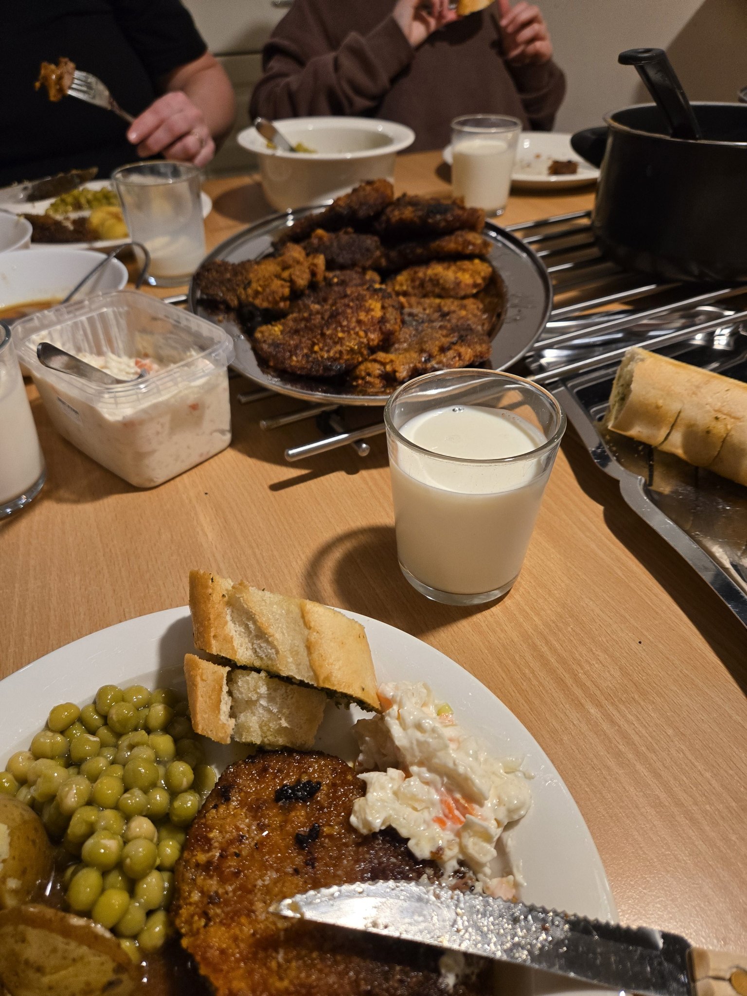 Gamaldags matur | Smjörsteikt Bleykja með rauðu pestó ristuðum ...