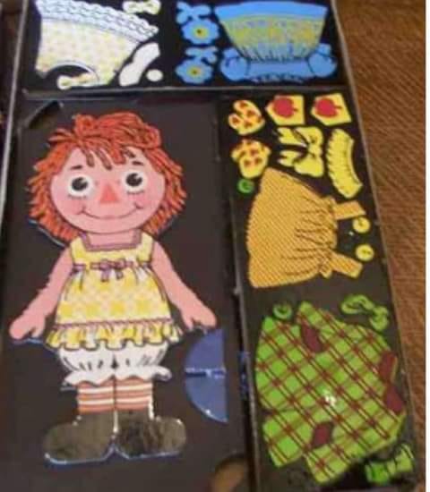 1970s Raggedy Ann Colorforms 💙❤️