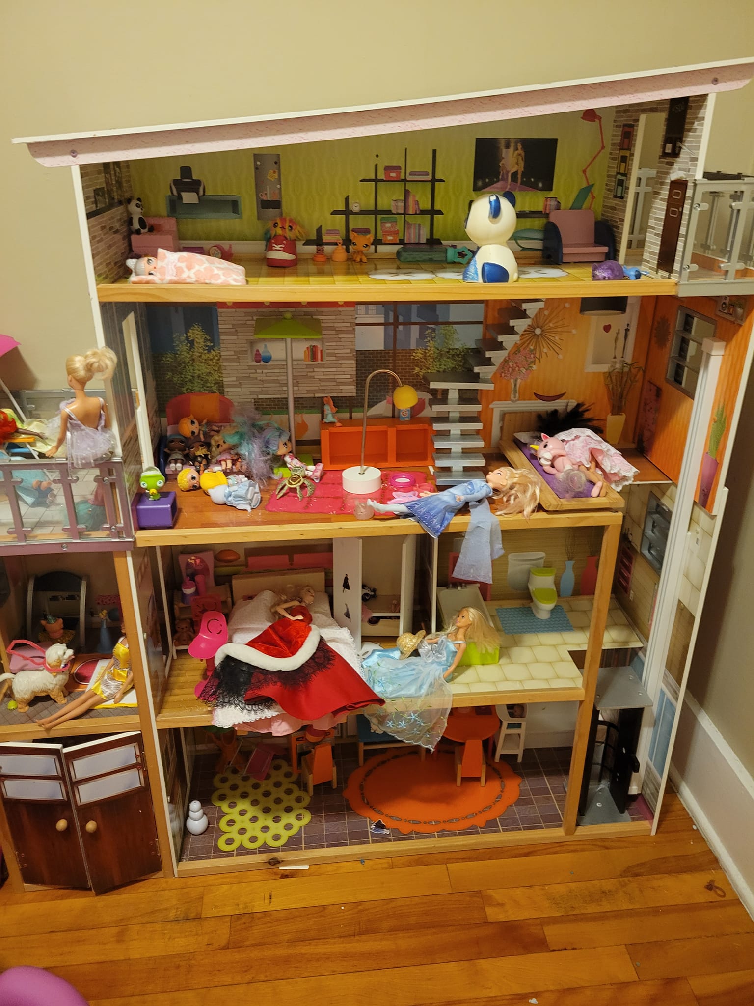 Armoire de maison de poupée PWSHYMI - Modèle à trois couches en bois