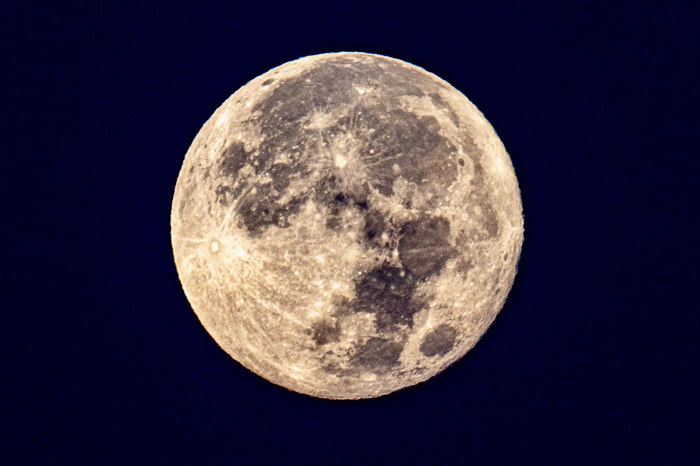 Utah's first super blue moon photo