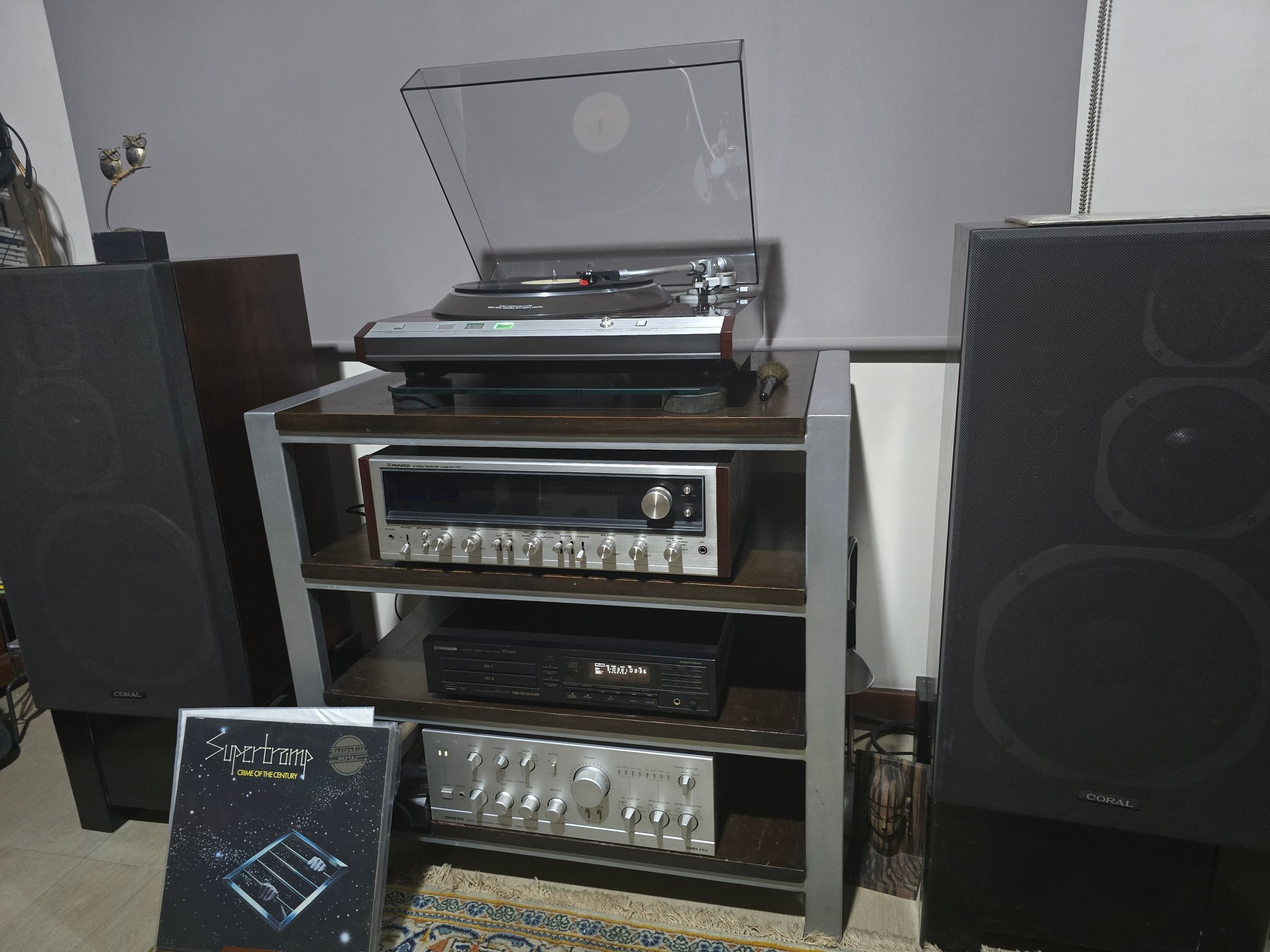Supertramp in Denon Dp70m. Warm night from Manila, Phils