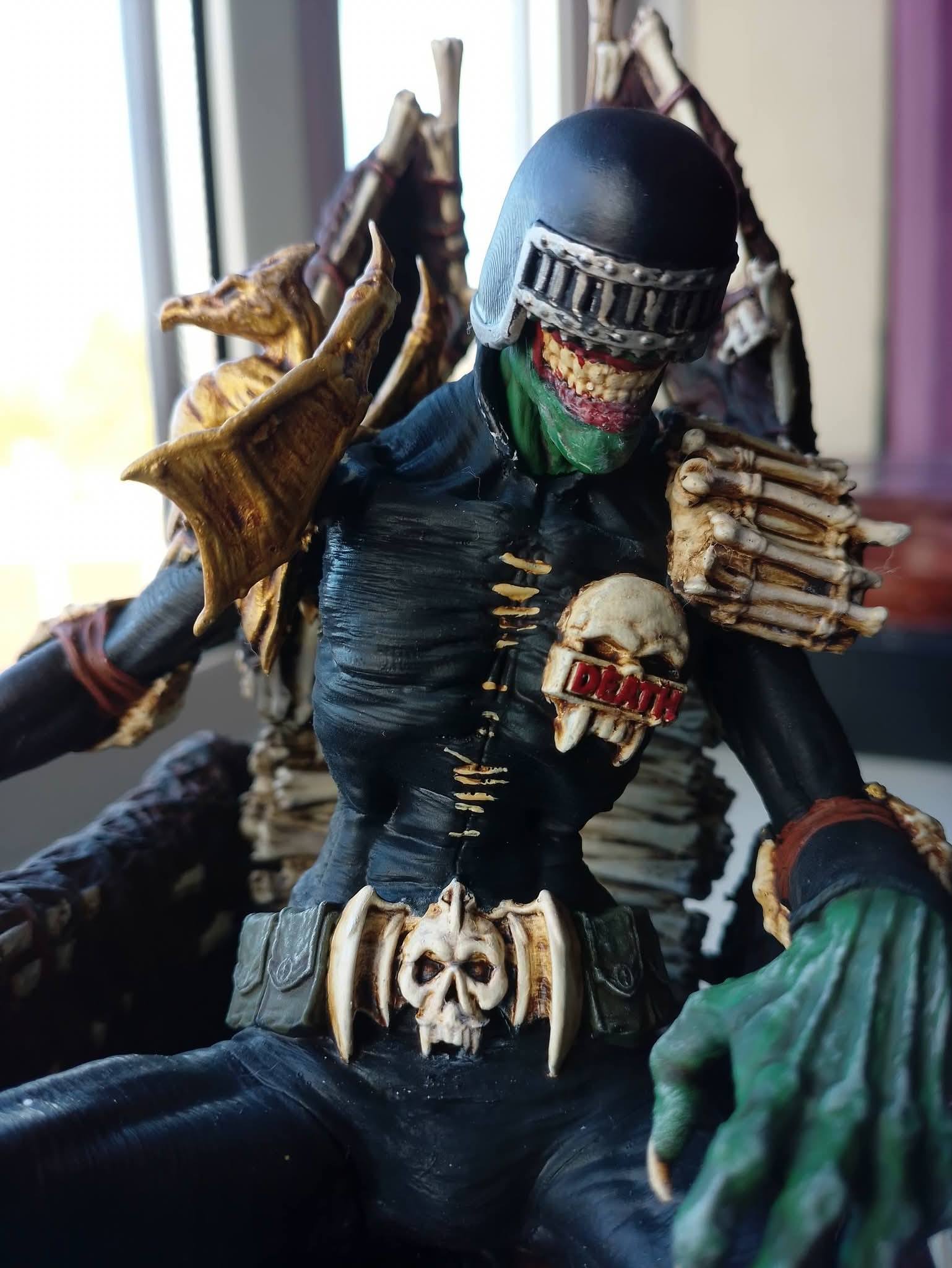 Just finished printing and painting Judge Death from 2000AD Judge 