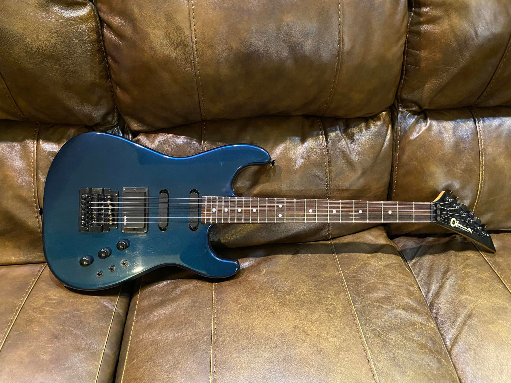 My lovely 1986 Charvel Model 4 in pearl white. My current n1, all 