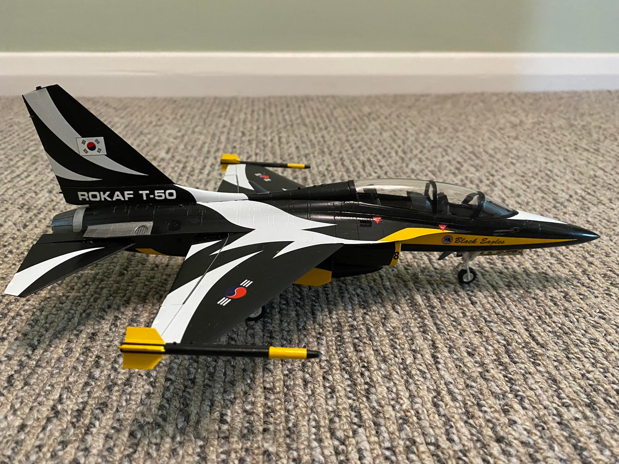 Academy 1/48 T-50B Golden Eagle model kit review